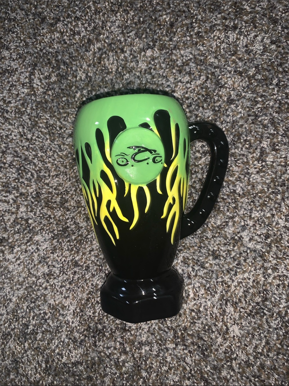 2005 Orange County Choppers green and yellow Flame mug